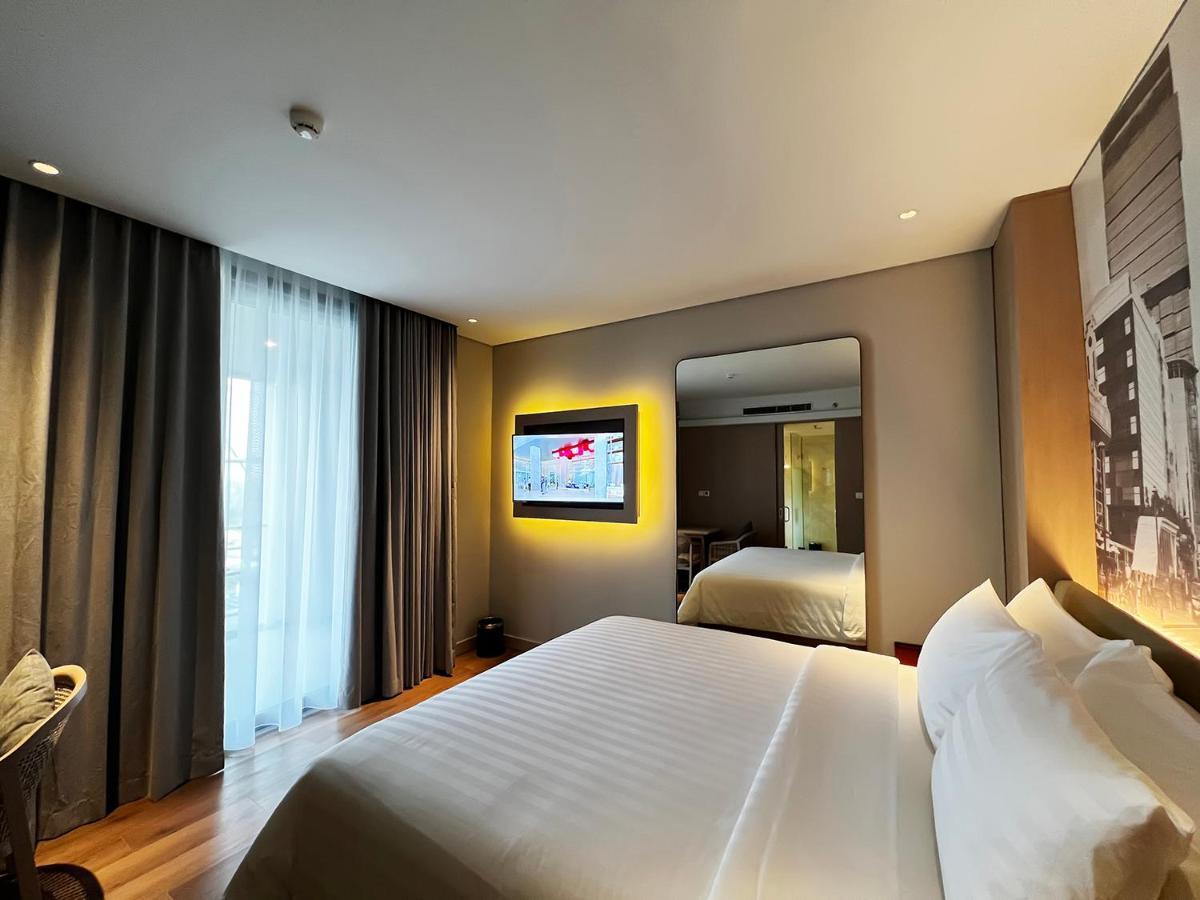 Ra Suites Simatupang Jakarta Eksteriør billede