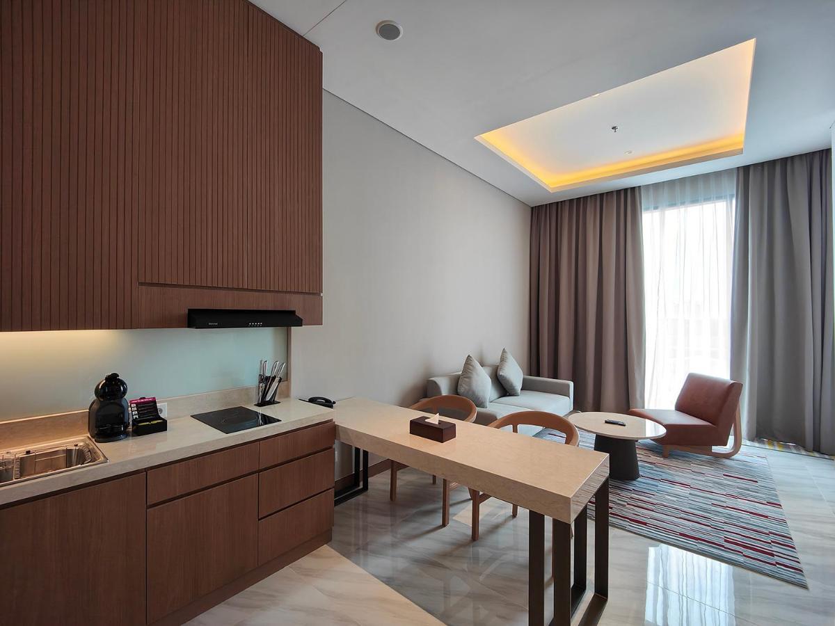 Ra Suites Simatupang Jakarta Eksteriør billede
