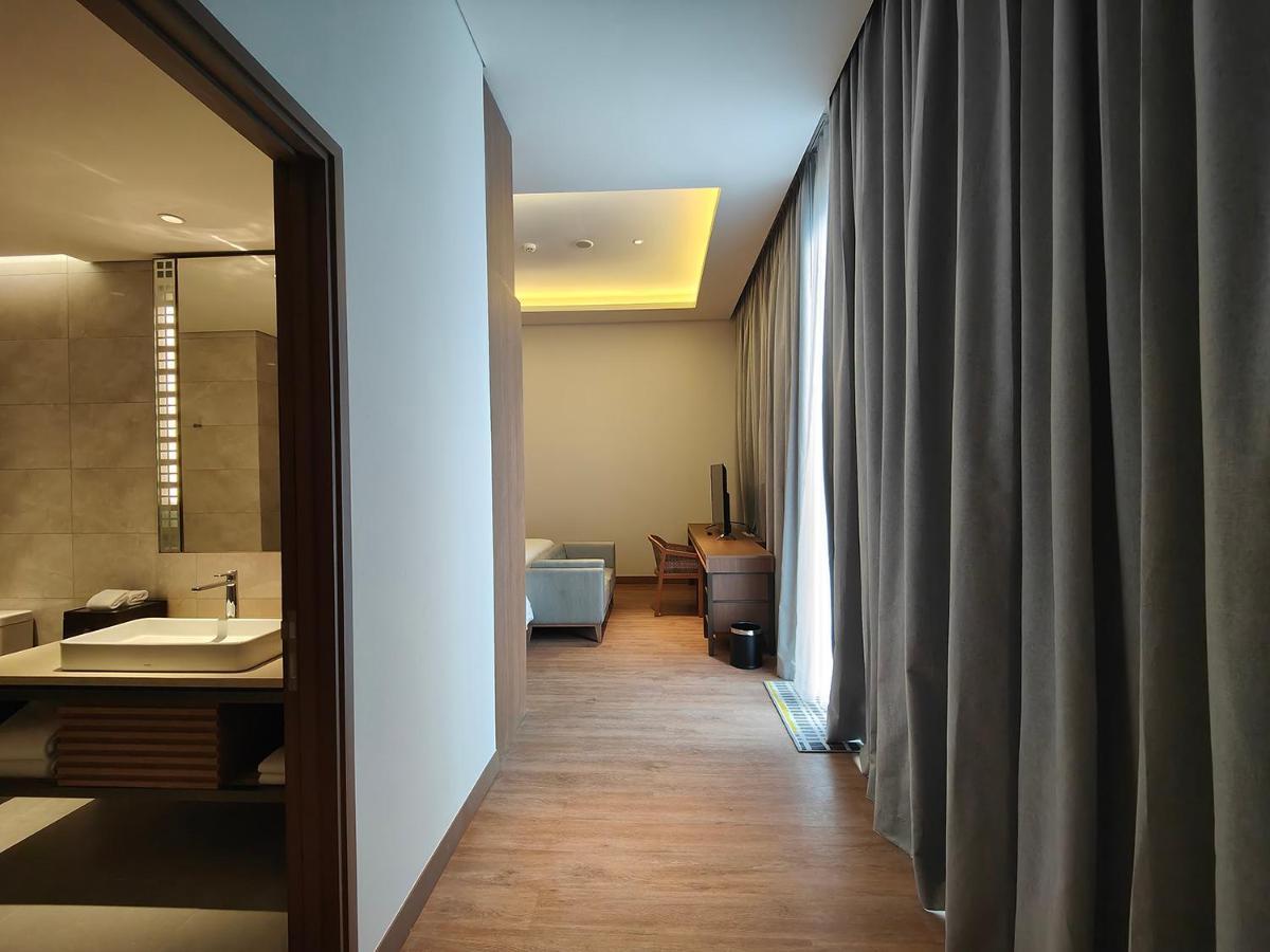 Ra Suites Simatupang Jakarta Eksteriør billede